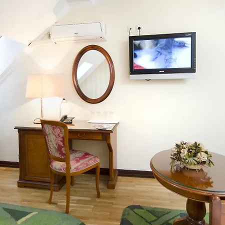 Skala Hotell 3*